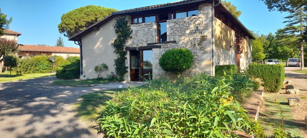 Bed and Breakfast Jardin d'En Naoua à Maubec  Extérieur photo